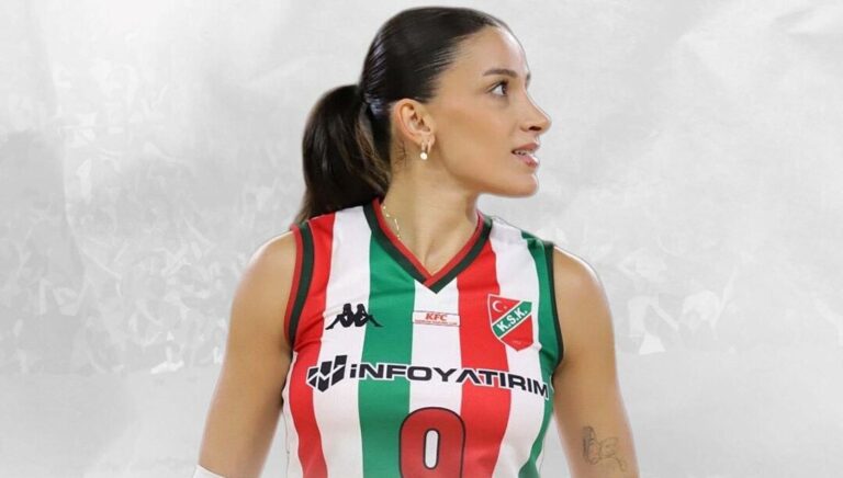 karsiyaka-filesinde-simay-gitti-OnSTSm3b.jpg