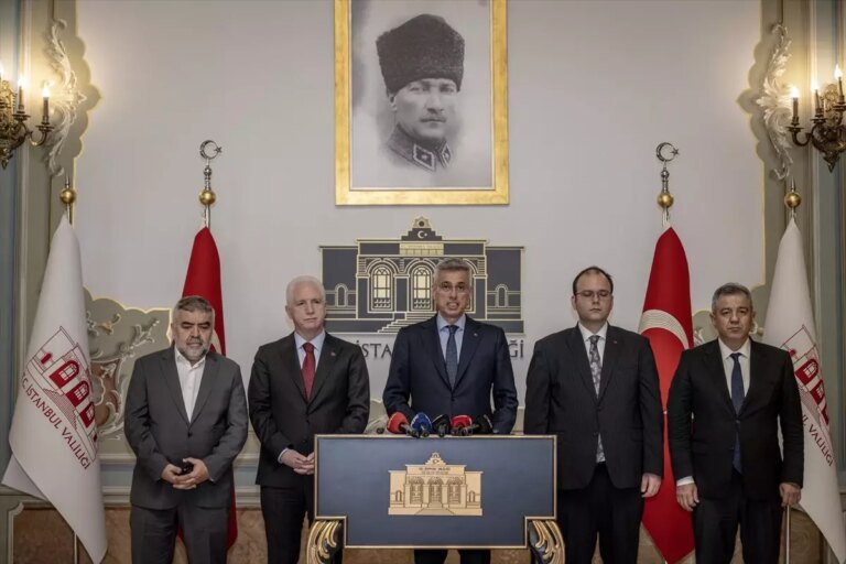 saglik-bakani-memisoglu-istanbuldaki-saglik-yatirimlarina-iliskin-aciklama-yapti-aciklamasi-NBFt43VS.jpg