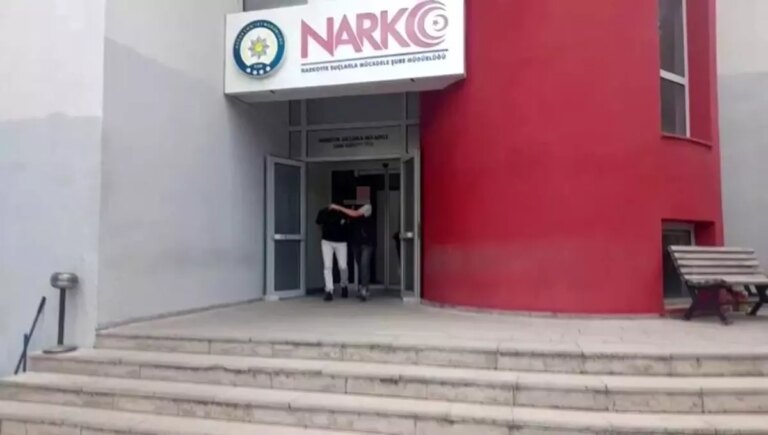 adanada-uyusturucu-ticareti-sucundan-23-hukumlu-yakalandi-DCgJcRwE.jpg