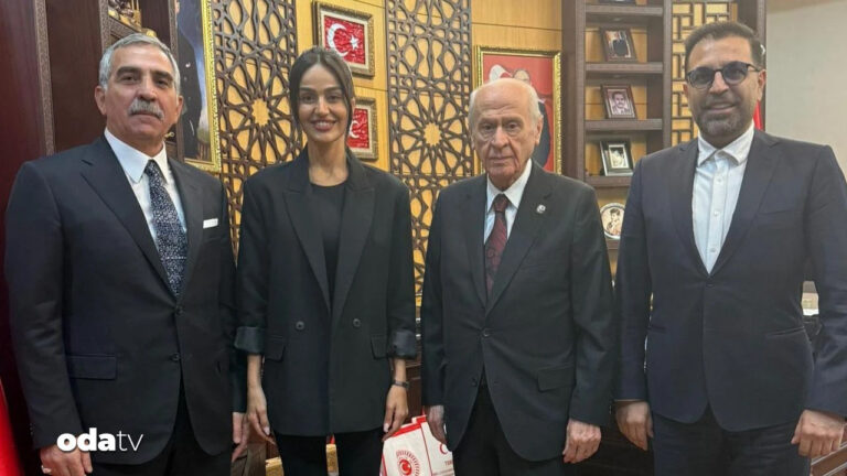 elif-buse-dogandan-bahceliye-ziyaret-4pWMptlg.jpg