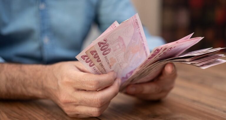 emekli-promosyonlari-35-bin-tlye-cikabilir-bankalar-yarista-c1TmySBt.jpg