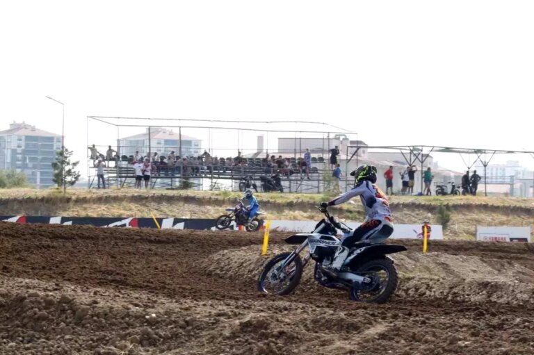mxgp-turkiye-basladi-qyDMc7TG.jpg