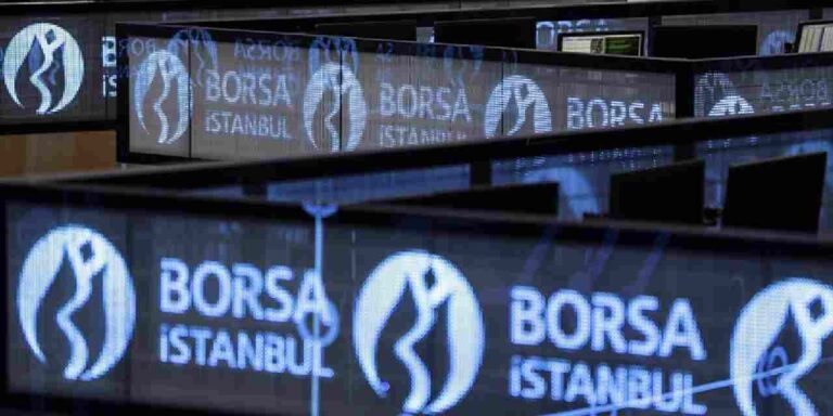 siyasi-kriz-borsayi-sarsti-yatirimcidan-buyuk-cikis-Z8ayrEG7.jpg