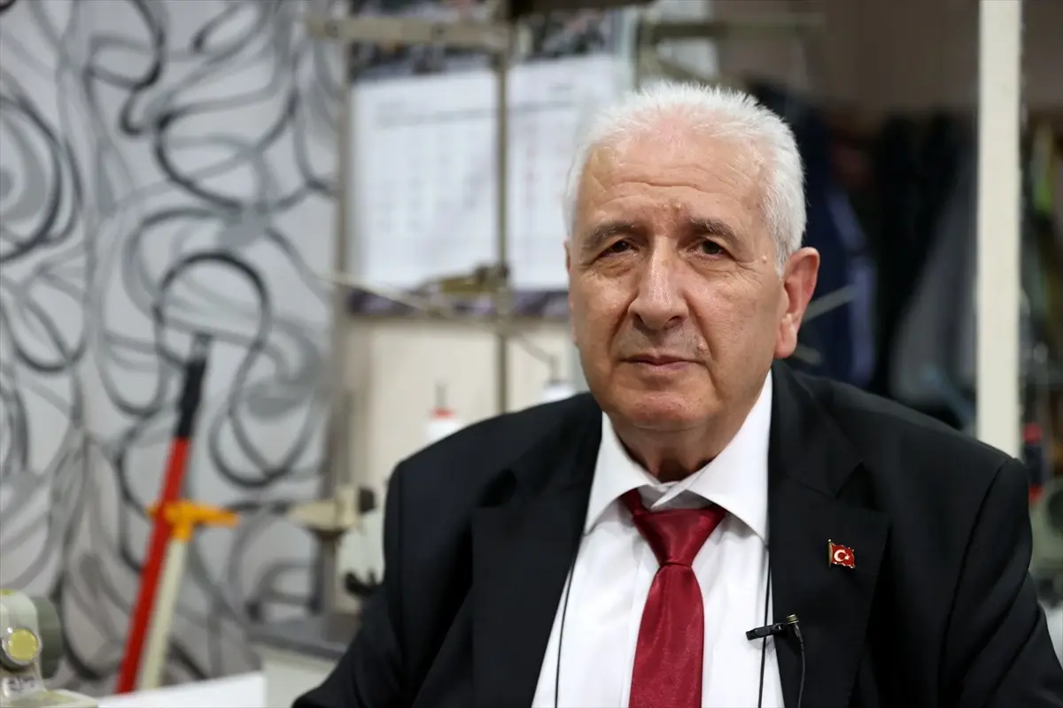 yilin-ahisi-56-yildir-terzilik-yapiyor-eIxJk1G1.jpg
