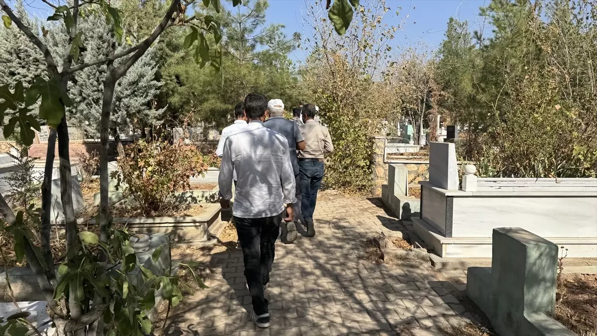 10 yil sonra aydinlatildi gulizar bnin cinayeti ve ailesinin ziyareti 5aMcf9IB.jpg