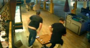 adanada pastaneye el bombasi atildi 4 supheli tutuklandi d3aXpGI9.jpg