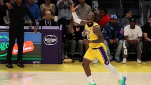 cin medyasi lebron jamesin konusmasini makale diye yayinlamisti tartisma suruyor 2yHOkxD7.jpg