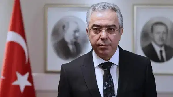 cumhurbaskani basdanismani mehmet ucumdan dem partiye elestiri ocalanin kendisi dahi sart ileri surmezken CcQcsJNX.jpg