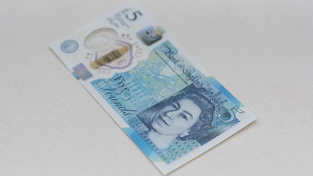 ingiltere sokta bakanlik hesaplarindaki milyarlarca sterlin kayip aAiaMZLh.webp