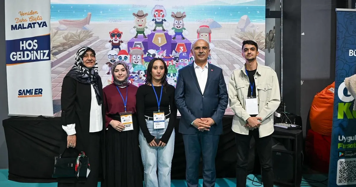 malatyada sair ve yazarlardan fuar ovgusu 14BaQyxz.webp